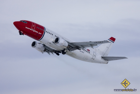 Boeing 737-33A