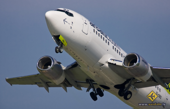 Boeing 737-53S
