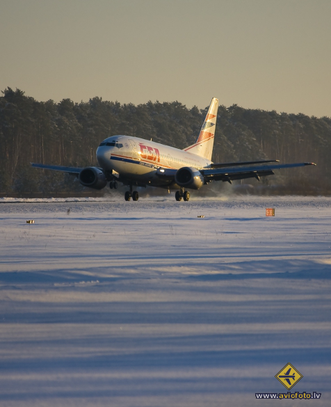 Boeing 737-55S