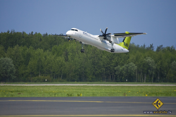 Bombardier DHC-8-402 Q400