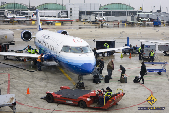 Bombardier CRJ-200LR (CL-600-2B19)