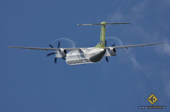 Bombardier DHC-8-402 Q400