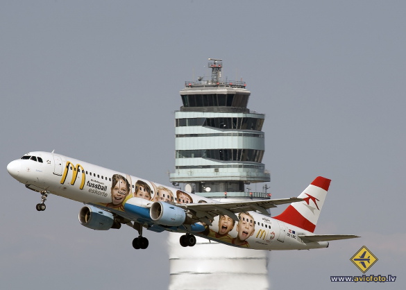 Airbus A321-111