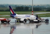 Boeing 737-6Q8
