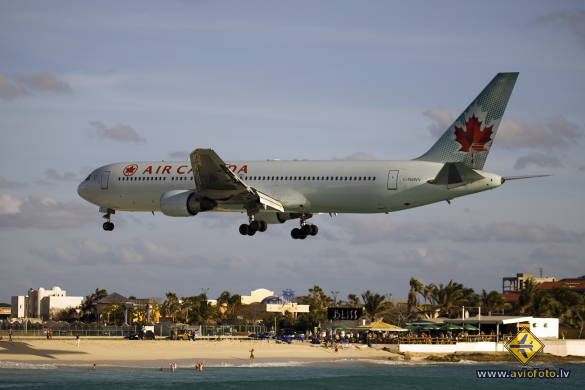 Boeing 767-333/ER