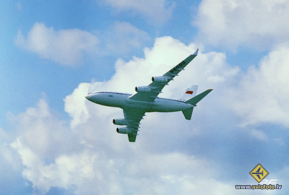 Ilyushin IL-96-300