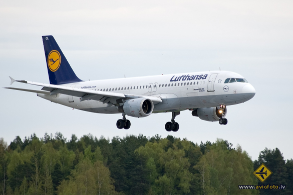 Airbus A320-211