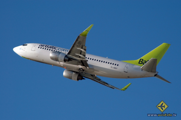 Boeing 737-36Q