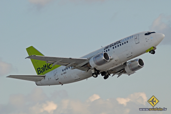 Boeing 737-53S