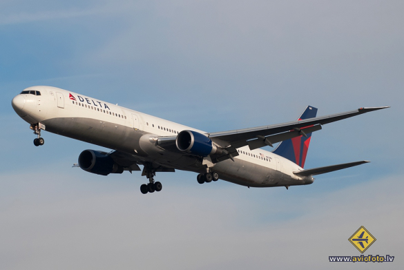 Boeing 767-432/ER