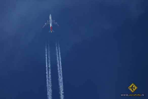Boeing 747-438