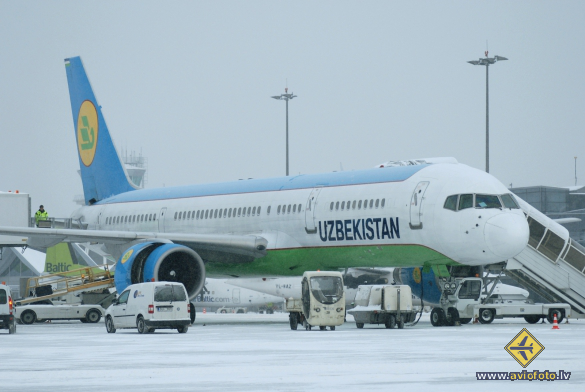 Boeing 757-231