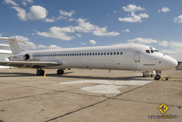 McDonnell Douglas MD-87 (DC-9-87)
