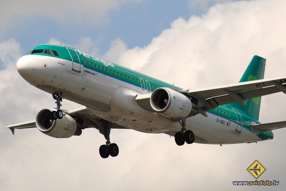 Airbus A320-214