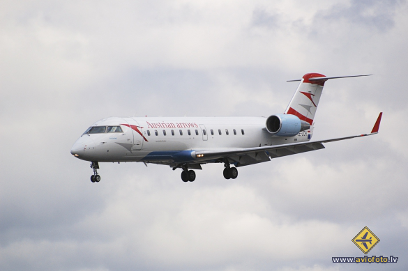 Bombardier CRJ-200LR (CL-600-2B19)
