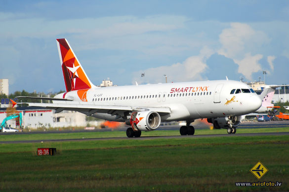 Airbus A320-211