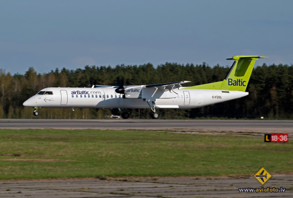 Bombardier DHC-8-402 Q400