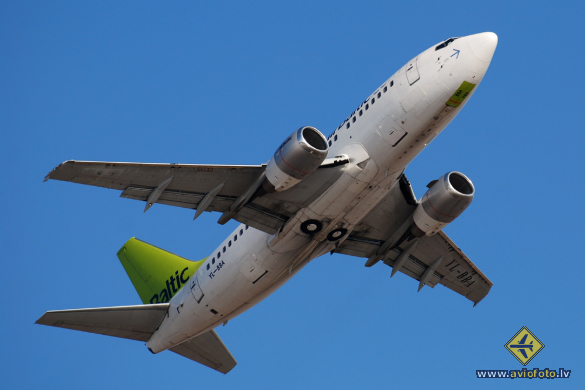 Boeing 737-505