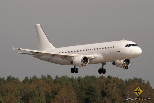Airbus A320-211
