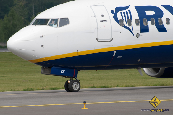 Boeing 737-8AS