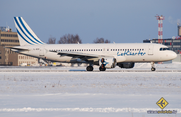 Airbus A320-211