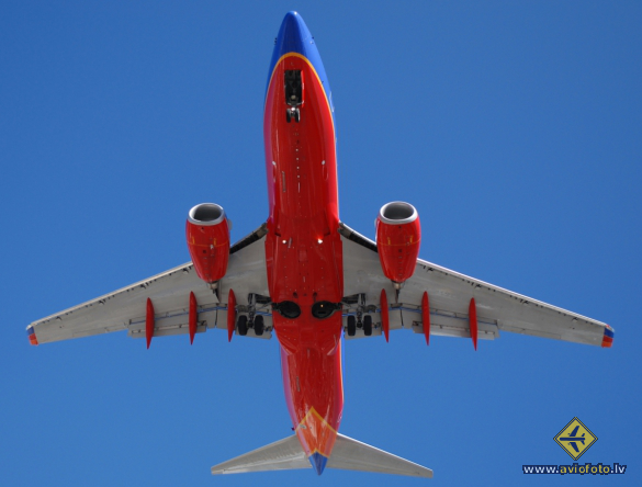 Boeing 737-7H4