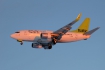Boeing 737-548