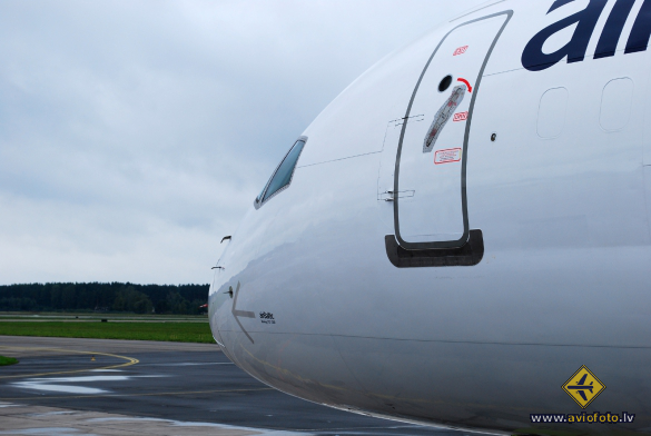Boeing 757-256