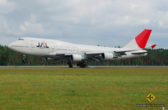 Boeing 747-446