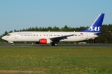 Boeing 737-883