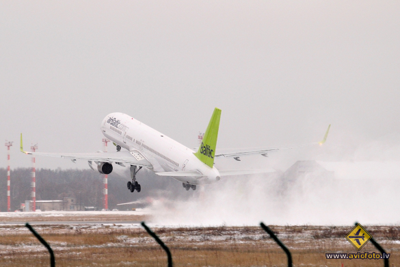 Boeing 757-256