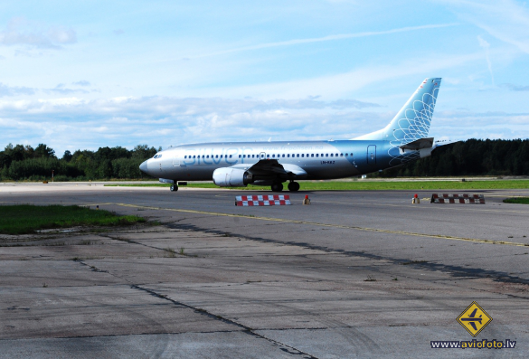 Boeing 737-33A