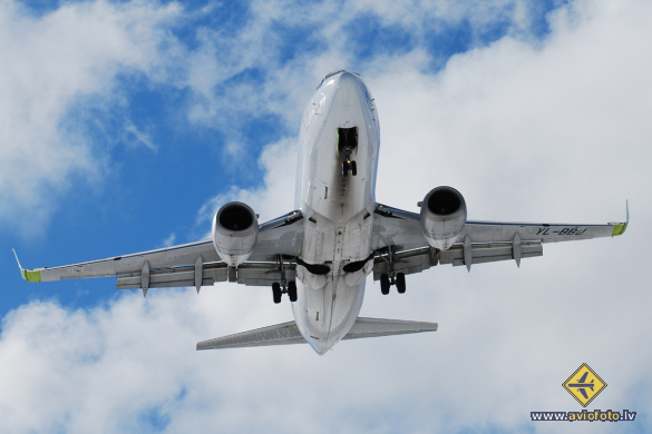 Boeing 737-36Q