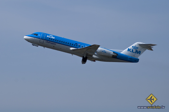 Fokker 70 (F-28-0070)