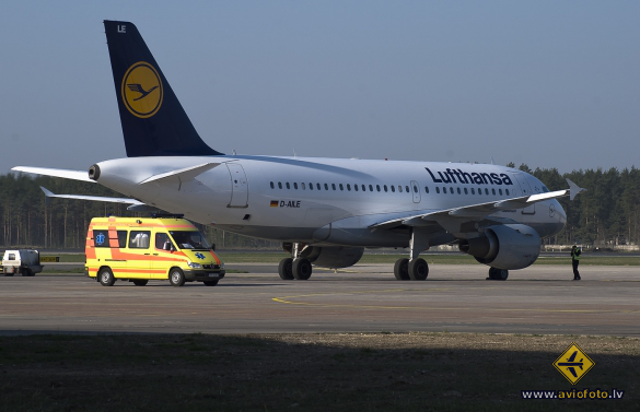 Airbus A319-114