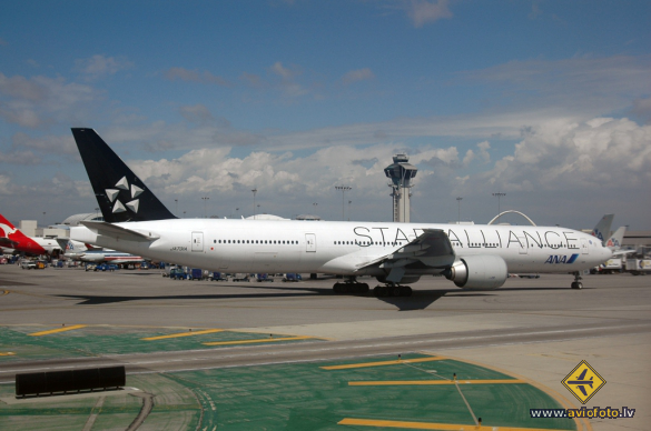 Boeing 777-381/ER