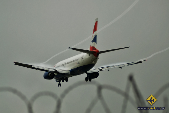 Boeing 737-436