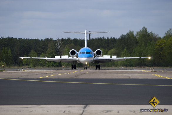 Fokker 70 (F-28-0070)