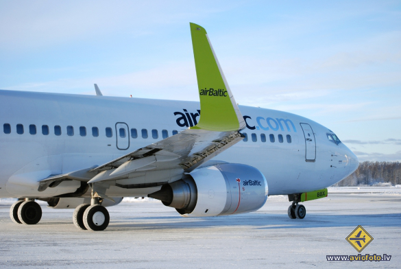 Boeing 737-36Q