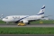 Boeing 737-758