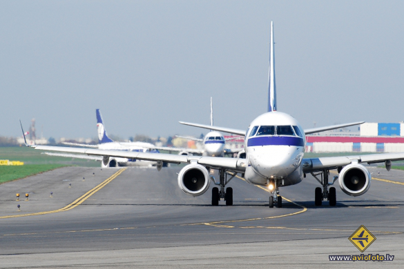 Embraer 170STD (ERJ-170-100STD)