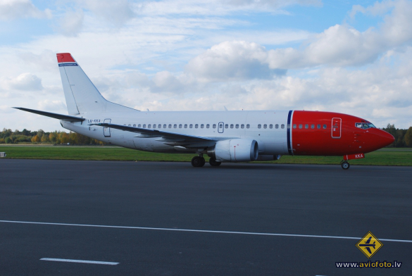 Boeing 737-33A