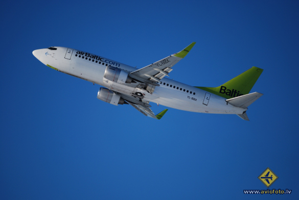 Boeing 737-36Q