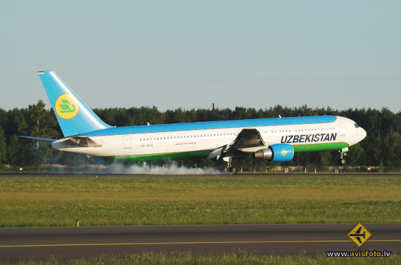 Boeing 767-3CB/ER