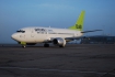Boeing 737-548
