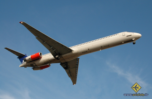 McDonnell Douglas MD-82 (DC-9-82)