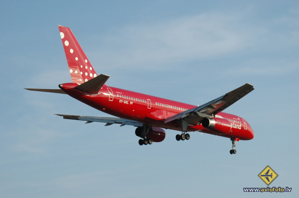 Boeing 757-236