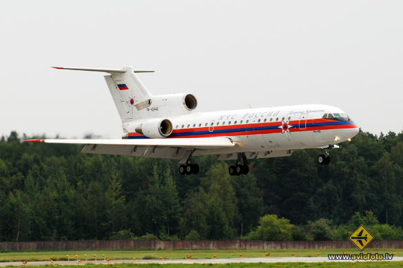 Yakovlev Yak-42D