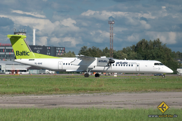 Bombardier DHC-8-402 Q400