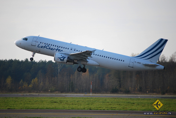 Airbus A320-211